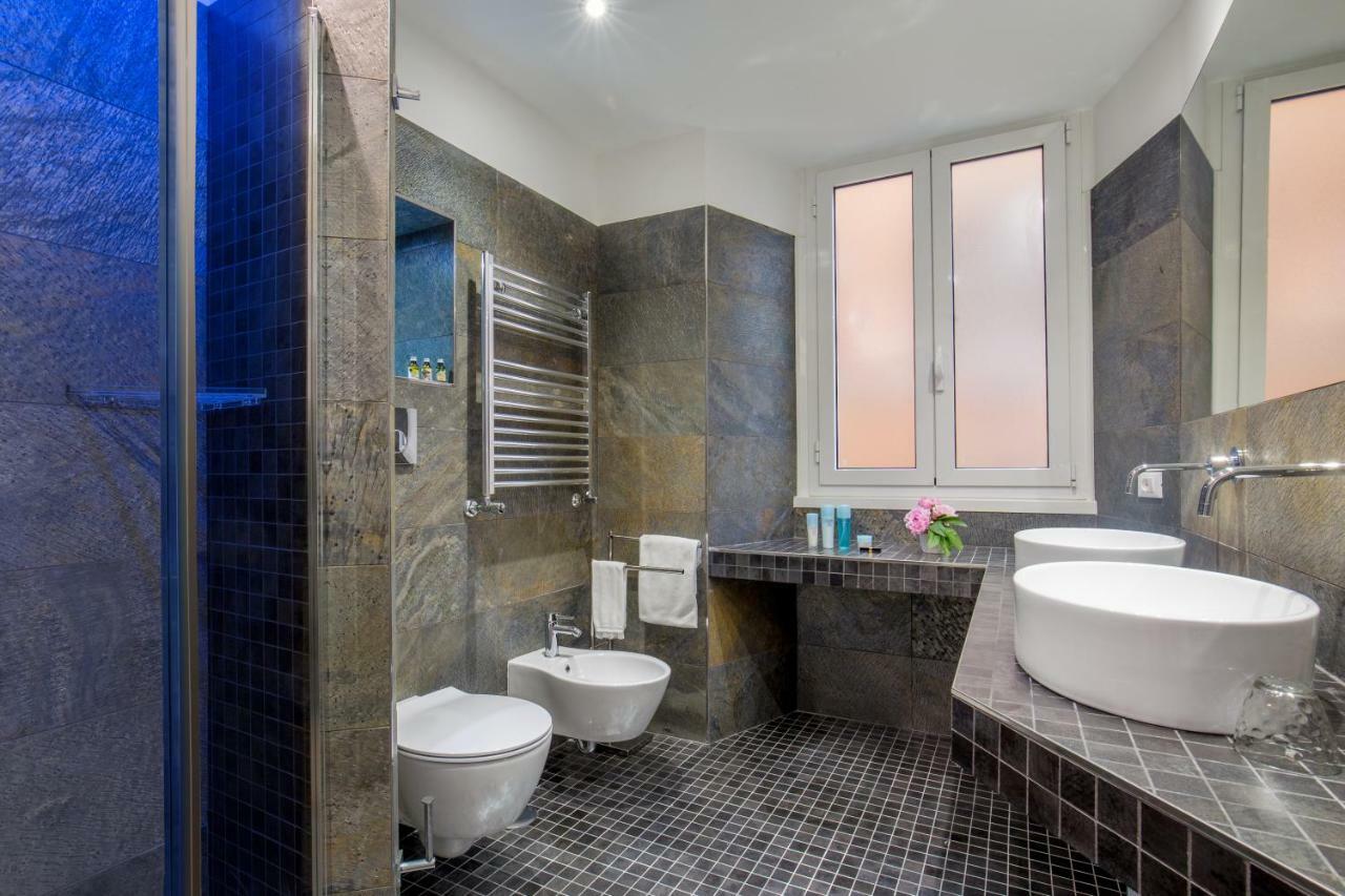 Gcf Luxury Suites, Guest House Rom Exteriör bild