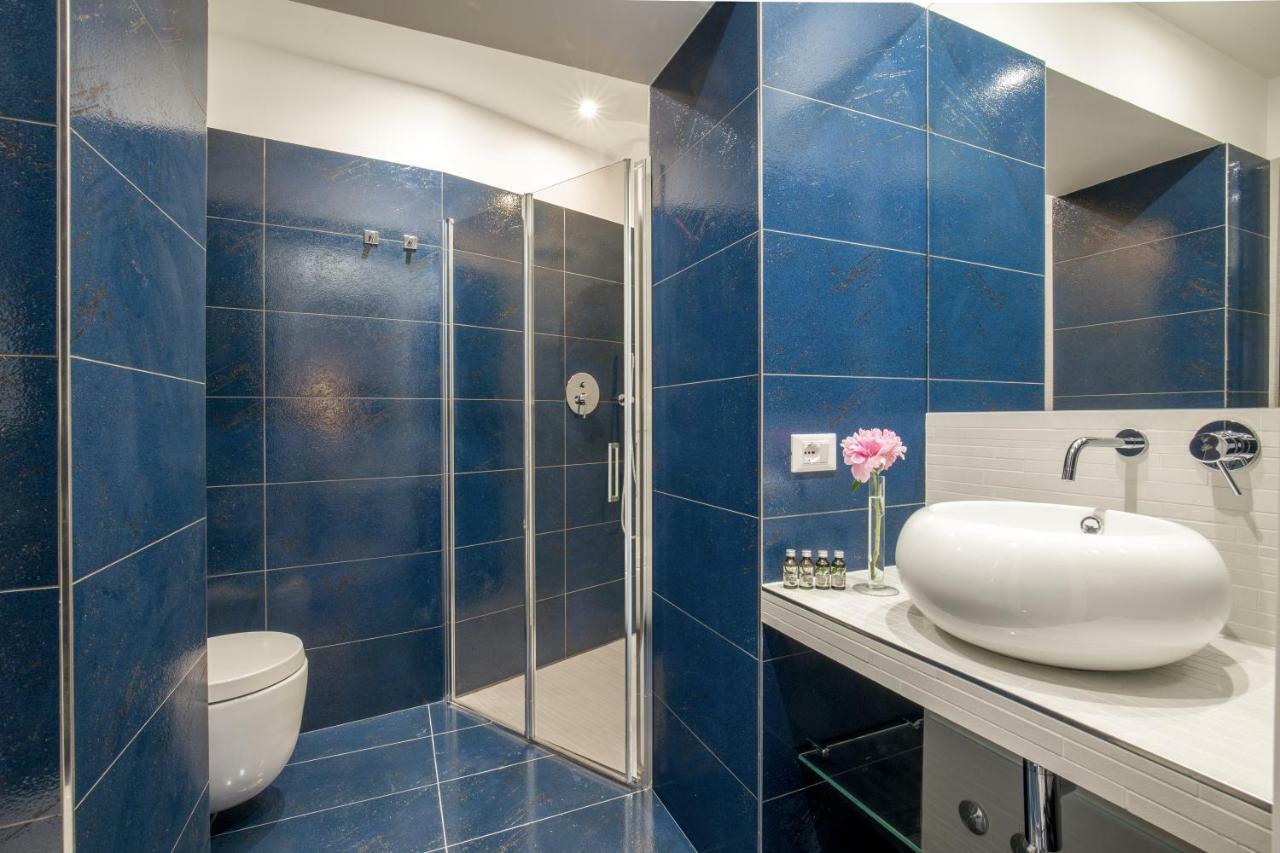 Gcf Luxury Suites, Guest House Rom Exteriör bild