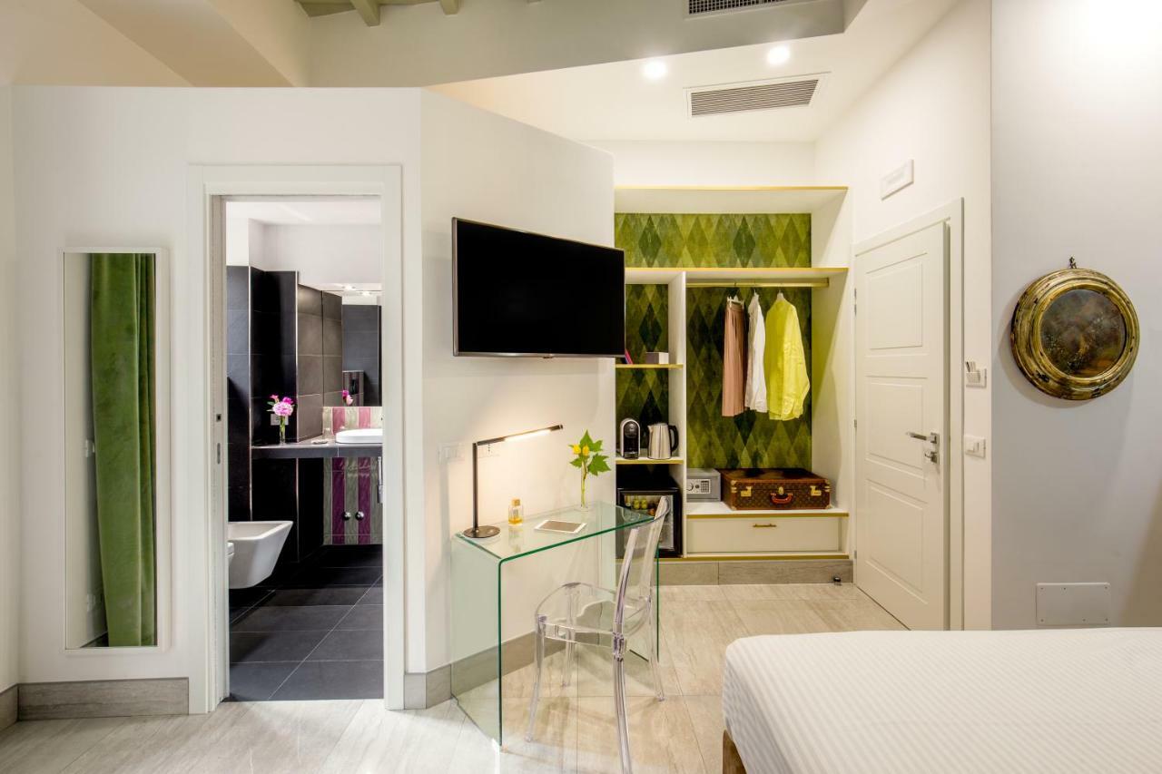Gcf Luxury Suites, Guest House Rom Exteriör bild